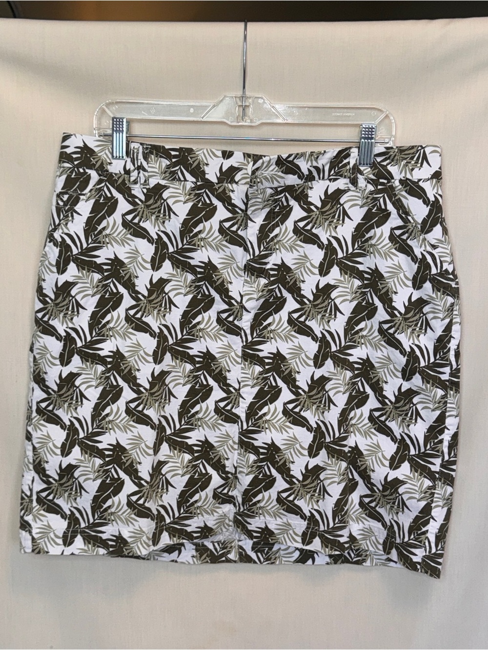 CJ Banks Olive/White SKORT with Olive Leaf Print